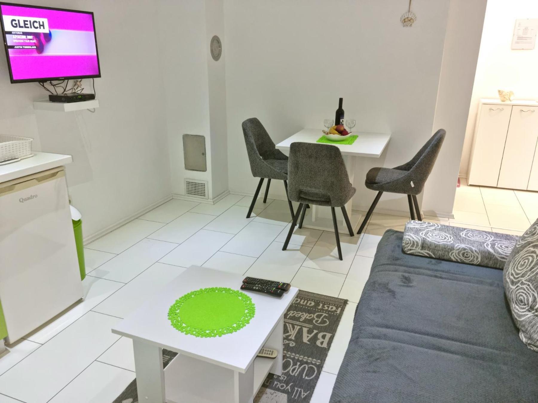 Apartment Lana 茨里克韦尼察 外观 照片